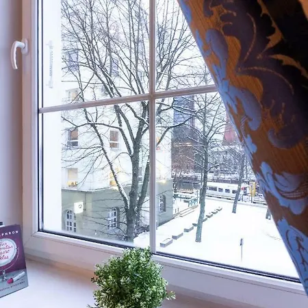 Dock Holiday River View, Old Town Heart شقة